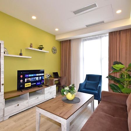 Home4You Apartments On Koghbatsi Erevan Esterno foto