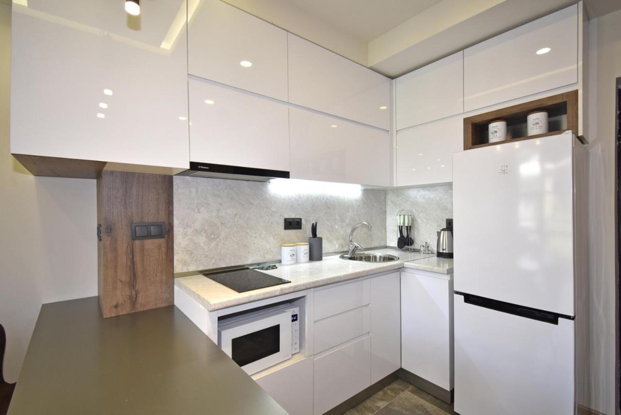 Home4You Apartments On Koghbatsi Erevan Esterno foto